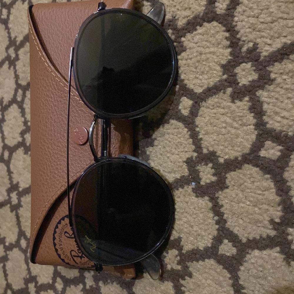 Mens Ray-Ban Sunglasses - Picture 2 of 3